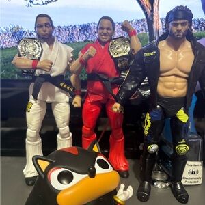 AEW figures with belts